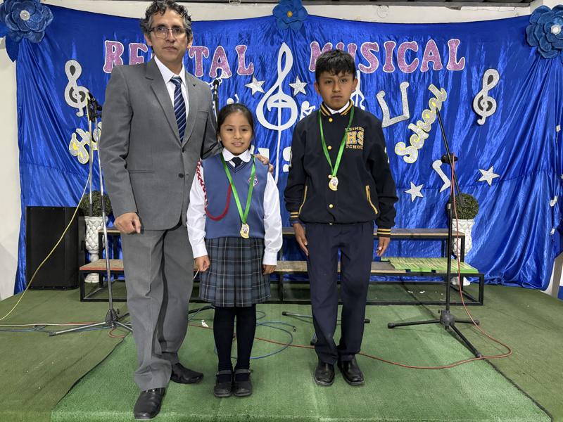Estudiantes premiados en el recital musical